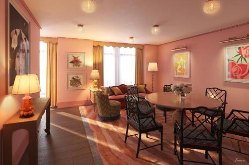Suite with Balcony