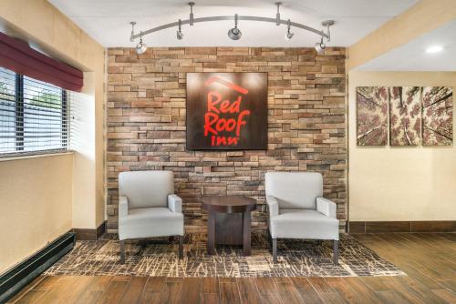 Red Roof Inn Detroit Metro Airport - Taylor in Taylor, USA