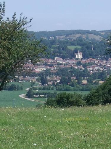 Заобикаляща среда, Maison de campagne meublé du tourisme classé 2 étoiles ,jardin, parking (Maison de campagne meuble du tourisme classe 2 etoiles ,jardin, parking) in Villeneuve-de-Marc