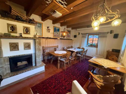 酒吧/高級酒吧, Apartment in Pec pod Snezkou 2098 in 斯奈庫山麓派茲