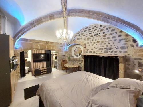 La parenthèse Ponote - Hammam - WIFI - city center (La parenthese Ponote - Hammam - WIFI - city center) in เลอ ปูว์ ออง เวอเลย์