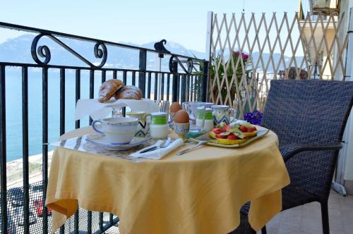 B&B Fronte Del Mare – Salerno, UT