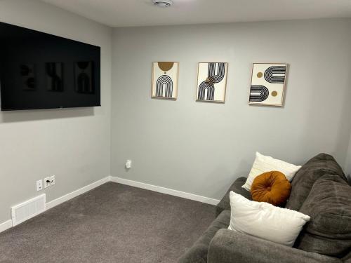 Bright & Spacious 2BR Getaway, Calgary (Foto 6)