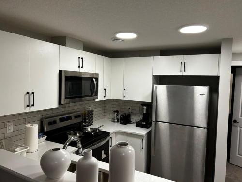 Bright & Spacious 2BR Getaway, Calgary (Foto 10)