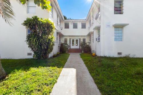 Brickell Stay: Near Beach Downtown Pet-Friendly