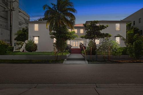 Little Havana 2BR – Near Brickell Midtown