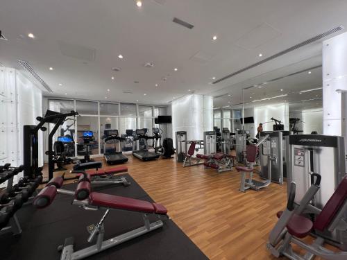 Luxury Apartment 2BR with Sea & Palm View - DAMAC Heights, Dubaï (photo 3)