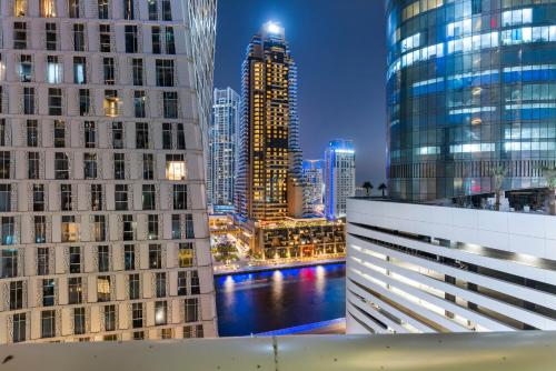 Luxury Apartment 2BR with Sea & Palm View - DAMAC Heights, Dubaï (photo 6)