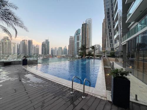 Luxury Apartment 2BR with Sea & Palm View - DAMAC Heights, Dubaï (photo 10)