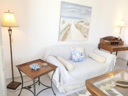 Central city apartment - image 3