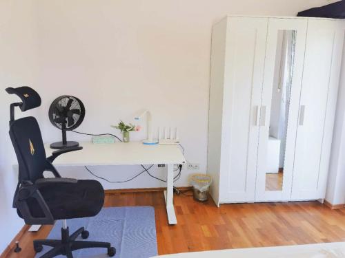 Waldzimmer in der Stadt nähe Messe, Mnichov (fotografie 10)