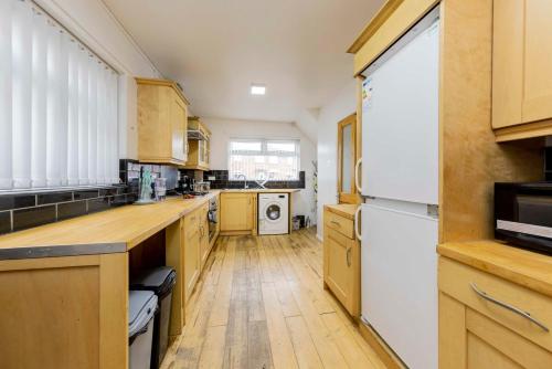 Charming Cosy Home - Your Retreat Awaits, Manchester (zdjęcie 6)