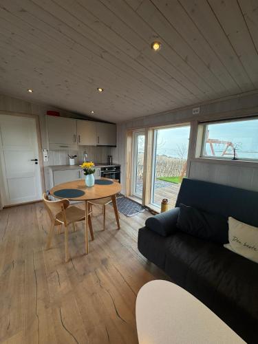 ห้องครัว, Leilighet på Herøy (Leilighet pa Herøy) in ซานเนสโยน