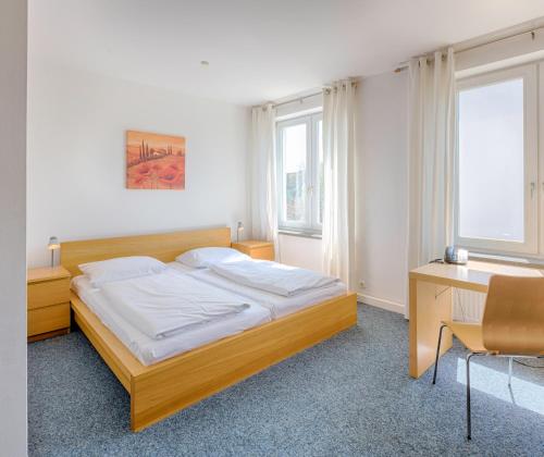 1 queen bed