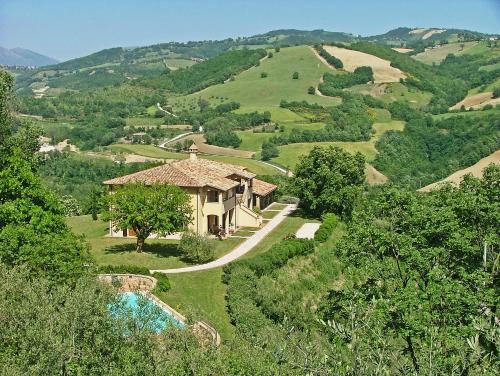  Agriturismo Castagna Alta, Pension in Valfabbrica bei Fratticciola Selvatica