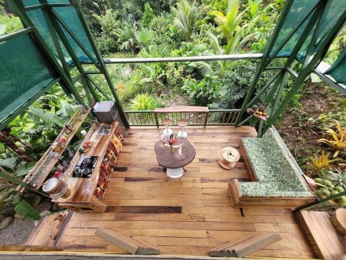 Puerto Viejo de Talamanca Ylang-palm Bungalow 2-Star Single Room restaurant