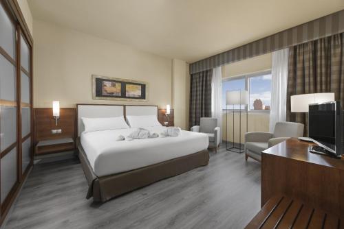 Elba Almeria Business & Convention Hotel - main image
