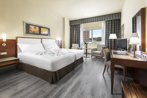 Elba Almeria Business & Convention Hotel. in La Loma