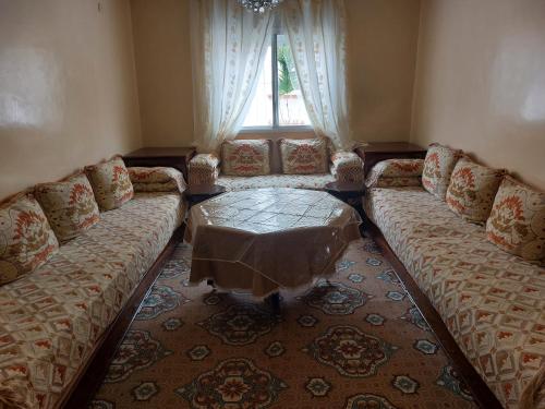 Appartement f4 au cœur de salam in Bensergao