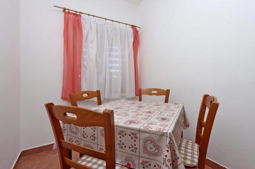 Apartments with WiFi Lopar Rab - 14804 - image 3