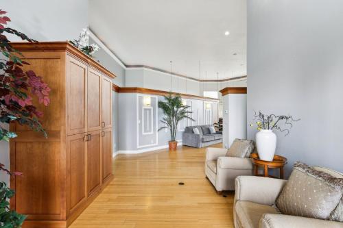 New Skagit Tulip Farm Estate 3 beds 2 baths in 拉康納 (WA)