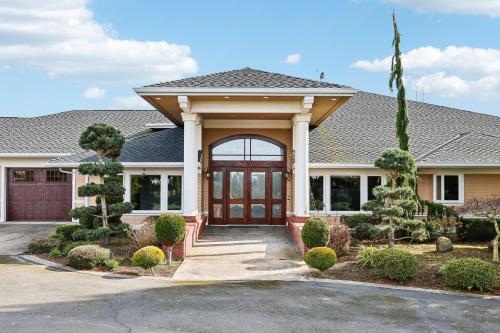 New Skagit Tulip Farm Estate 3 beds 2 baths in 拉康納 (WA)