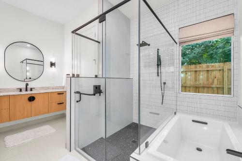 Spacious, Elegant 5 Bed, Best Pool, All New, Close to Beach and Atlantic Ave, Delray Beach (fotografie 7)