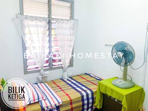 Baihaki Homestay in เมลอร์