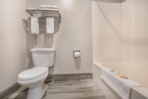Colstrip Inn & Suites