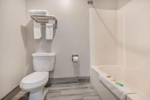 Colstrip Inn & Suites