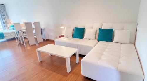 Baan Klang Condo Hotel Hua Hin - Tap to explore photos