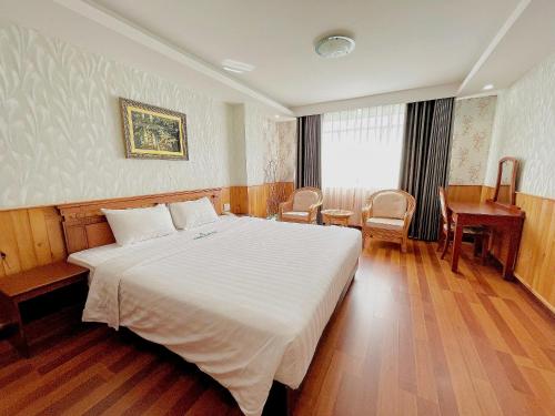 Double Suite - B image 3