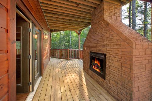 Bear Cub Lodge in Gatlinburg, USA