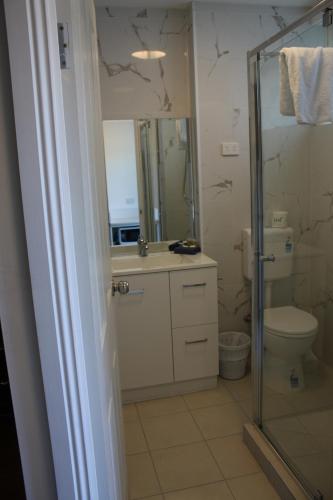 Coburg Motor Inn in 福克納