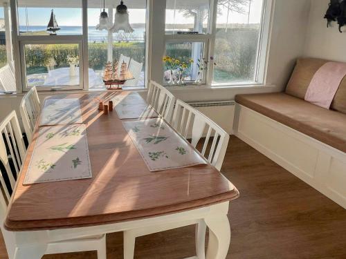 外部景觀, Romantic Summerhouse With Seaview in 海爾斯明納