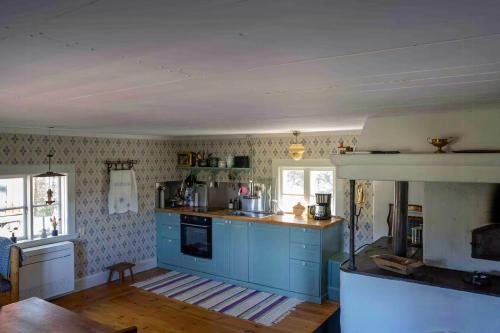 Viesnīcas āriene, Country Cottage By Natural Pond In Söderköping (Country Cottage By Natural Pond In Soderkoping) in Gusum