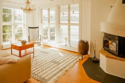 Unterkunft von außen, Lake View Holiday Home With Natural Charm in Storfors