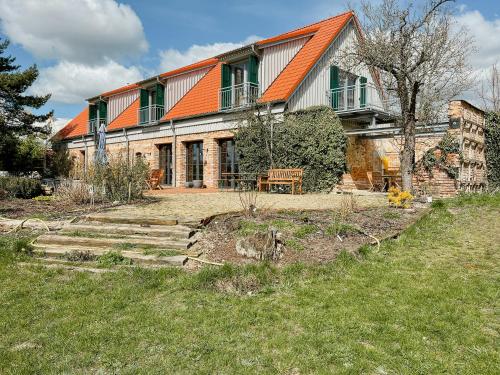 Viesnīcas āriene, Oasis With Permaculture Garden And Yoga Space in Margarethenhof