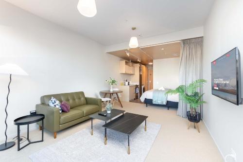 Petone Studio - Balcony Bath Tub Sleeps 2, Lower Hutt