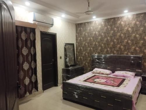 furnished apartment - main image