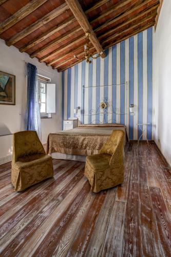 Book the Suite with Garden View Suite with Garden View