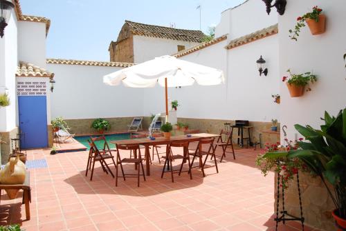 Facilities, Casa Rural La Casa De Maita in Encinas Reales