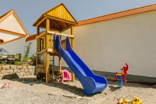 Spēļu laukums, Hotel Sixt in Rohr in Niederbayern