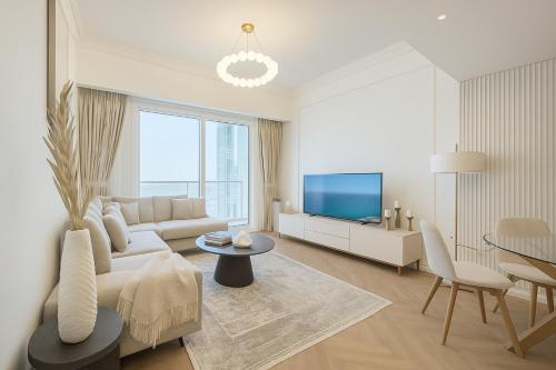 New Renovated Stylish 1 Br Dubai View 73 Floor, Dubai (foto 10)