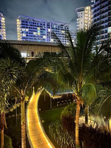 Beach View Balcony Perfect Summer Escape Hiraya Pod Staycation, Manila (photo 6)