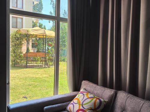 Rose Garden Omax Apartments - image 2