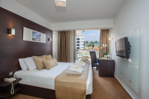 โรงแรมอมอร์กอสบูติค (Amorgos Boutique Hotel) in ลาร์นาซา