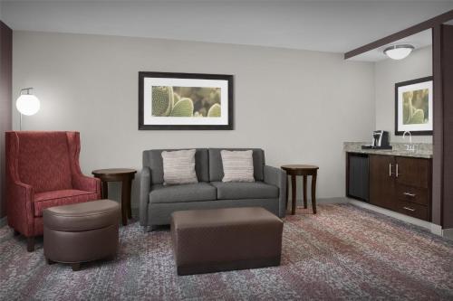 Hilton Garden Inn Gallup - image 11