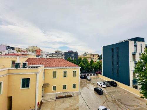 Tirana - GGpremiumstays ApartHotel - Double bedroom city center apartment - Airport shuttle - Private parking, Tirana (zdjęcie 9)