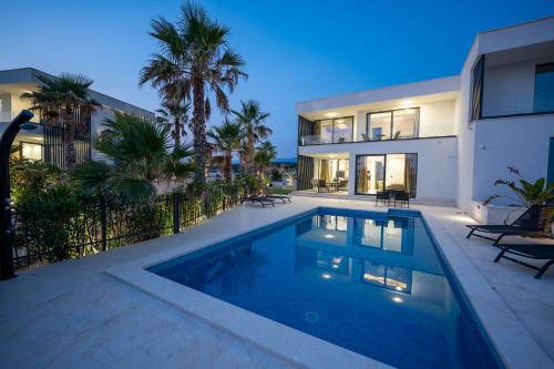 Villa image 7